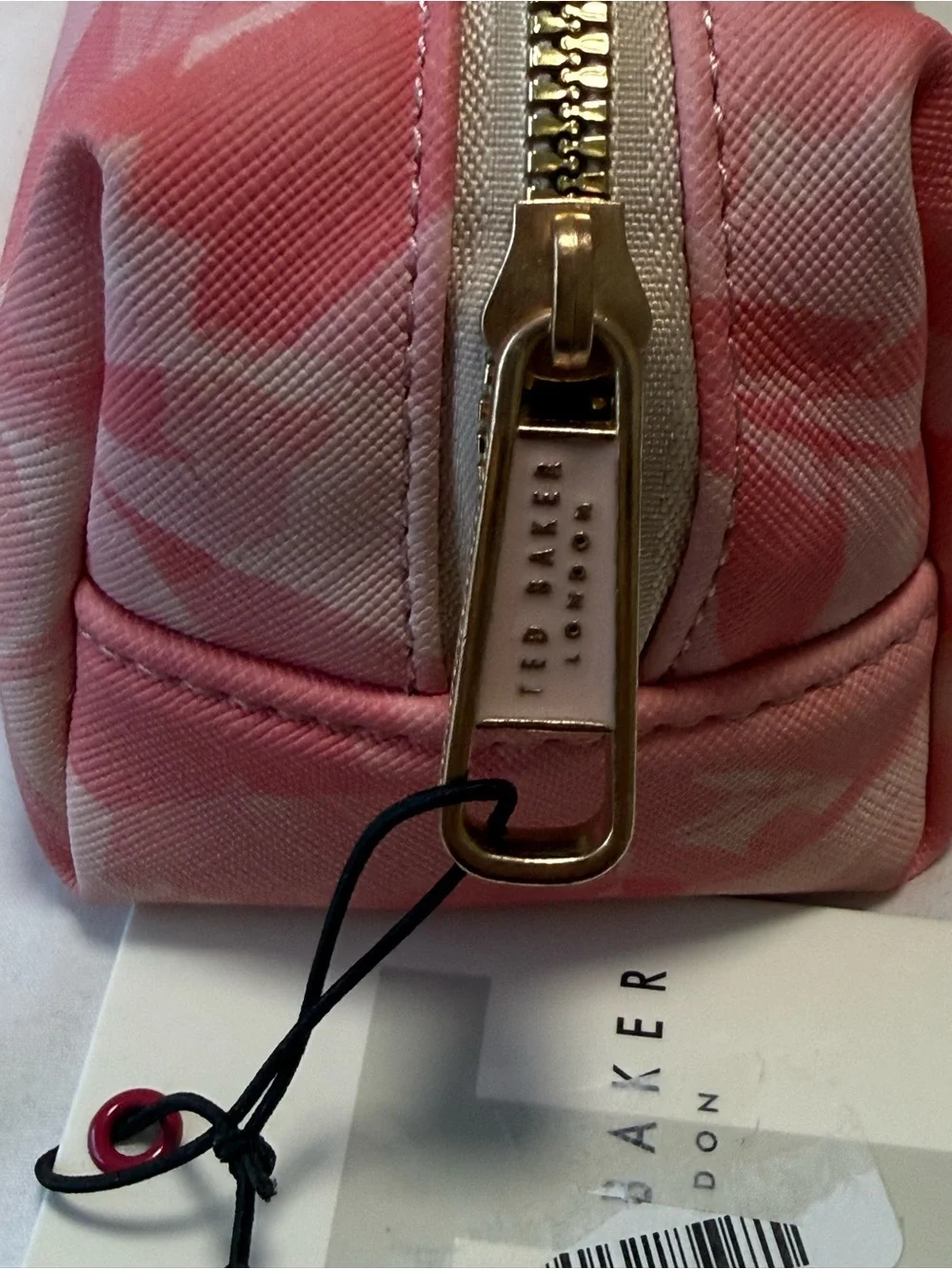 NWT-Ted Baker Pink Floral Print loaf Cosmetic Pouch with Gold Zipper